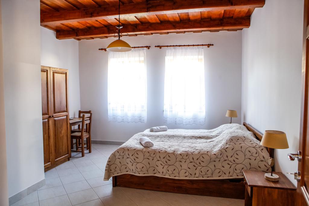 Katica Vendégház Tarcal Habitación foto
